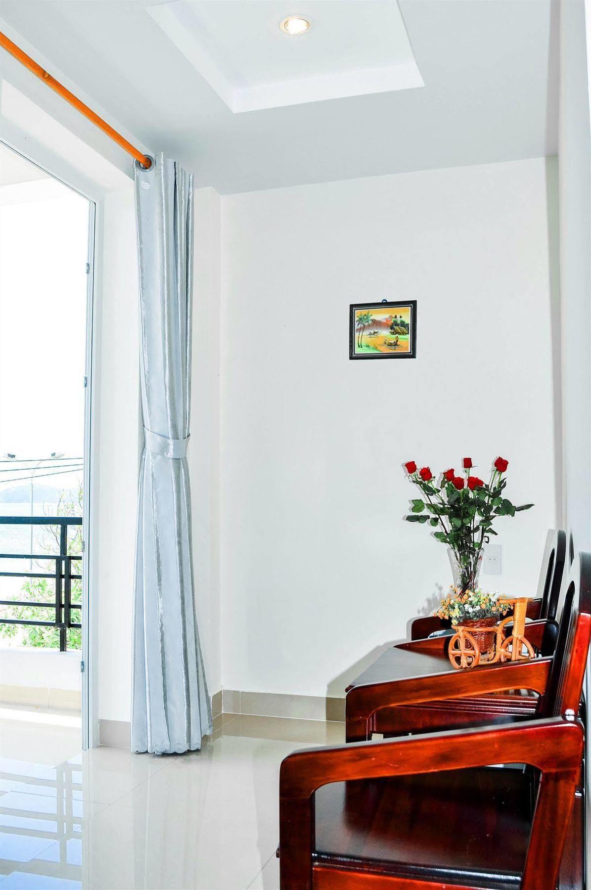 Thien Thanh Hotel - E Dragon Nha Trang Extérieur photo