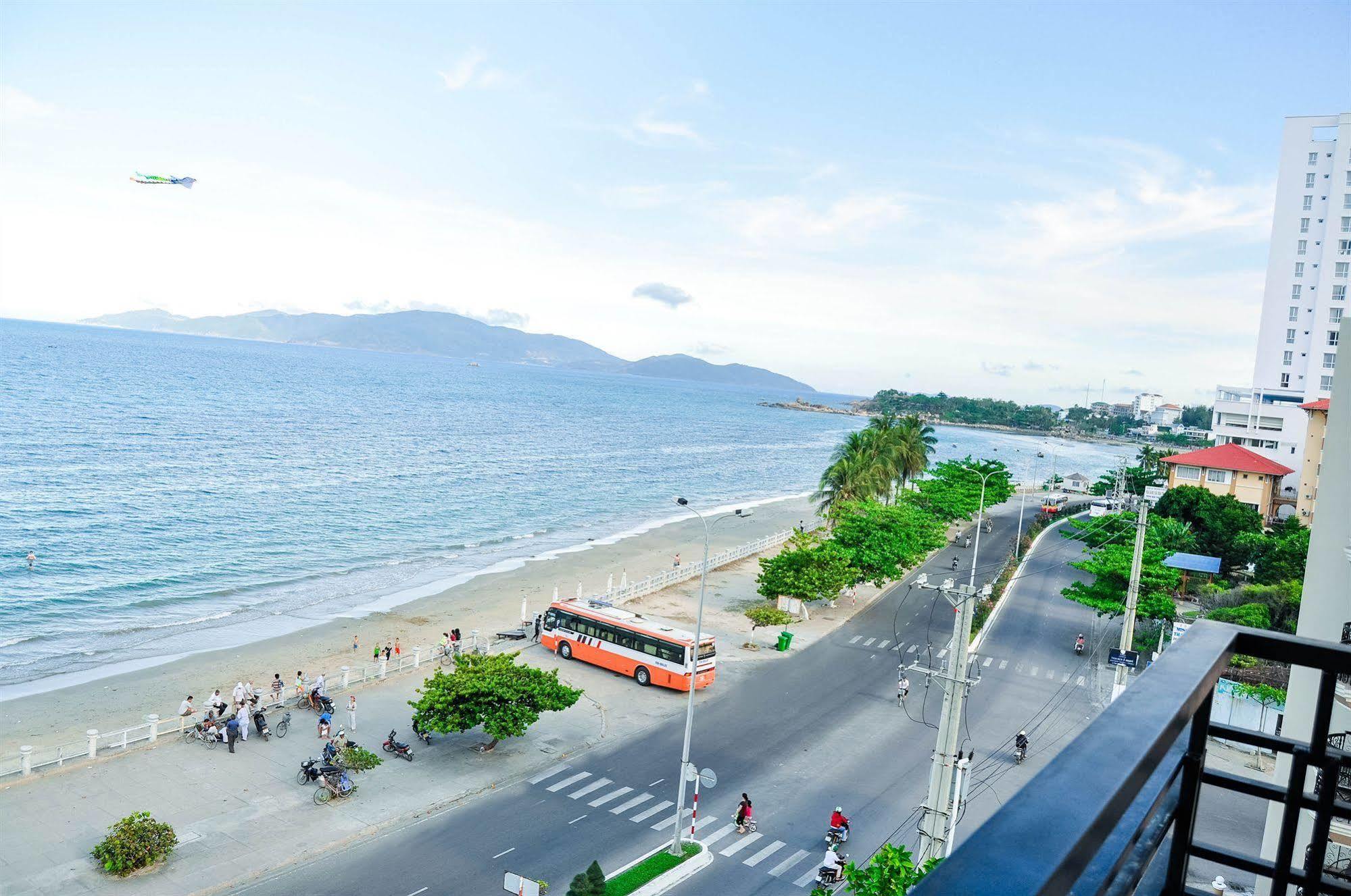 Thien Thanh Hotel - E Dragon Nha Trang Extérieur photo